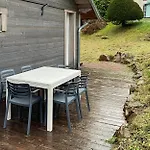 Les Loutrons 샬레 코르니몽