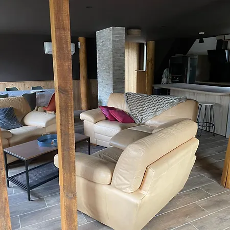 Les Loutrons Alpesi faház