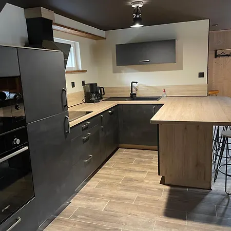 Les Loutrons Alpesi faház